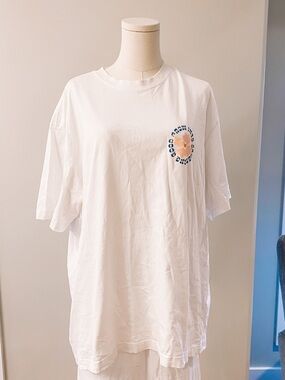 H&M White Tee with Small Orange & Navy Chest Graphic